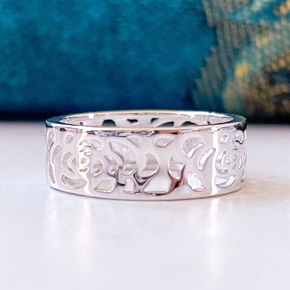 925 Flower Ring Sz 8